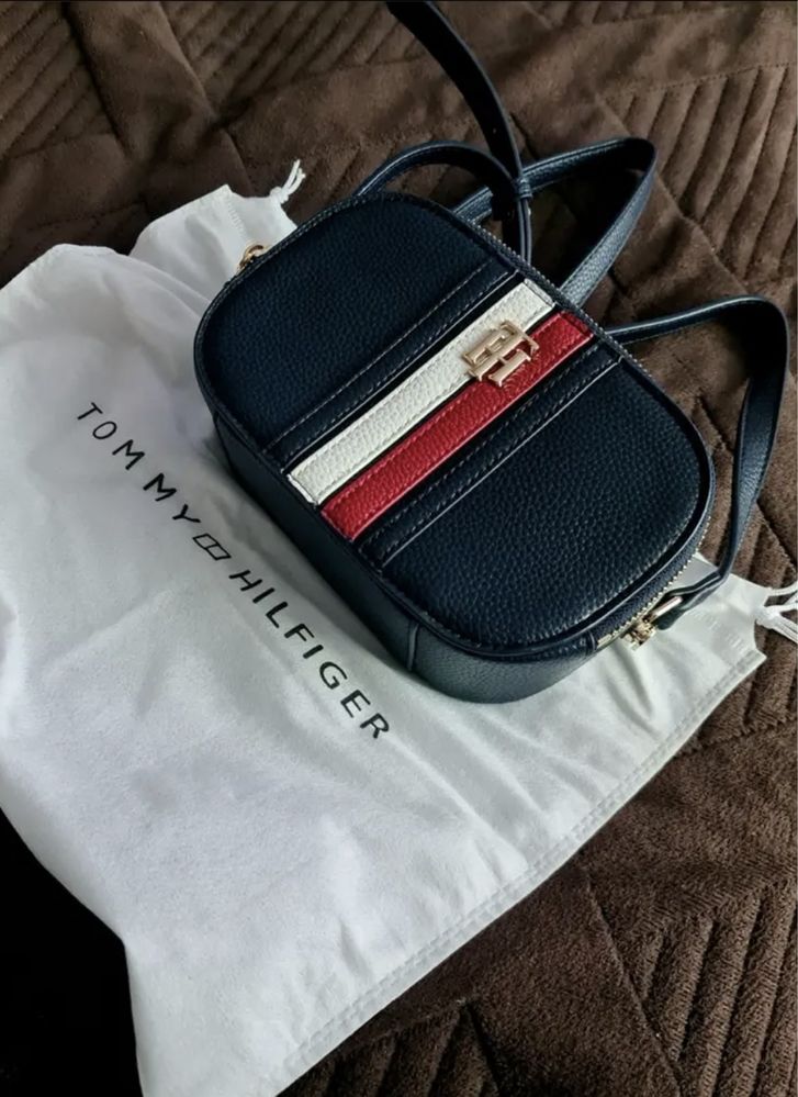 Сумка Tommy Hilfiger