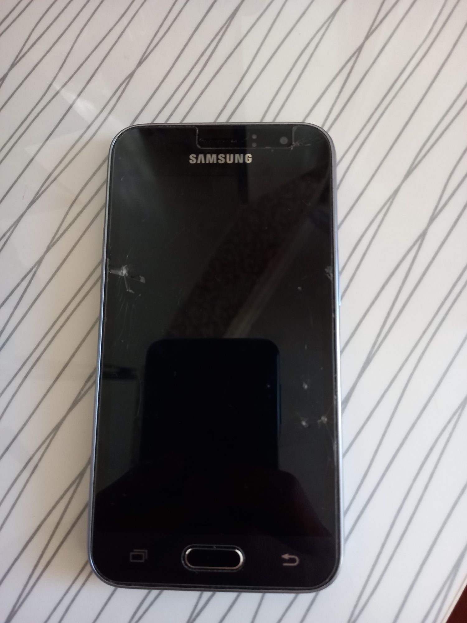 Samsung J1  на запчасти