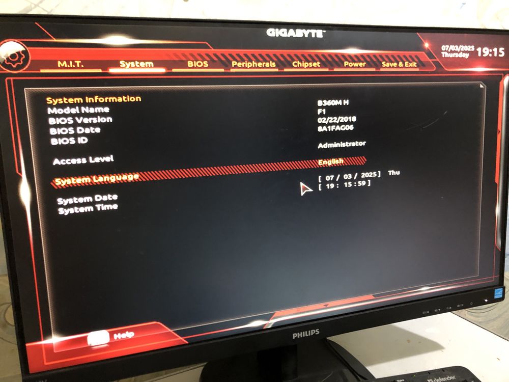 Новое/ материнская плата Gigabyte b360m/ CPU i3-8100/ ОЗУ 8gb(4+4)