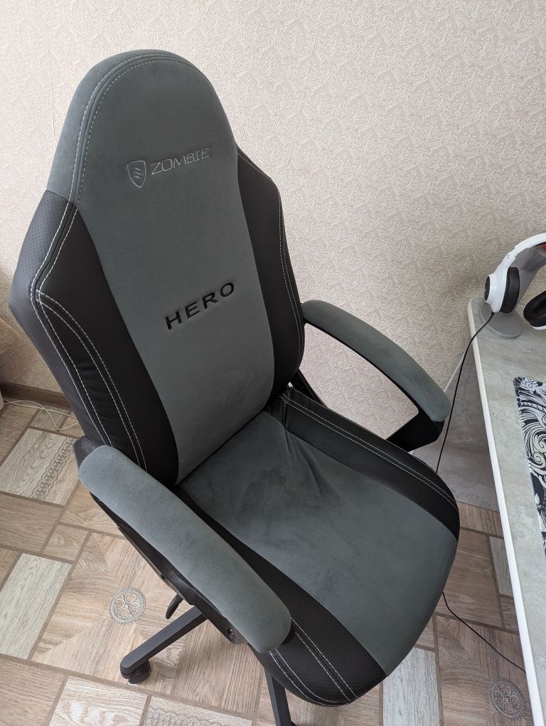Продам игровой компьютер в белой сборке!
