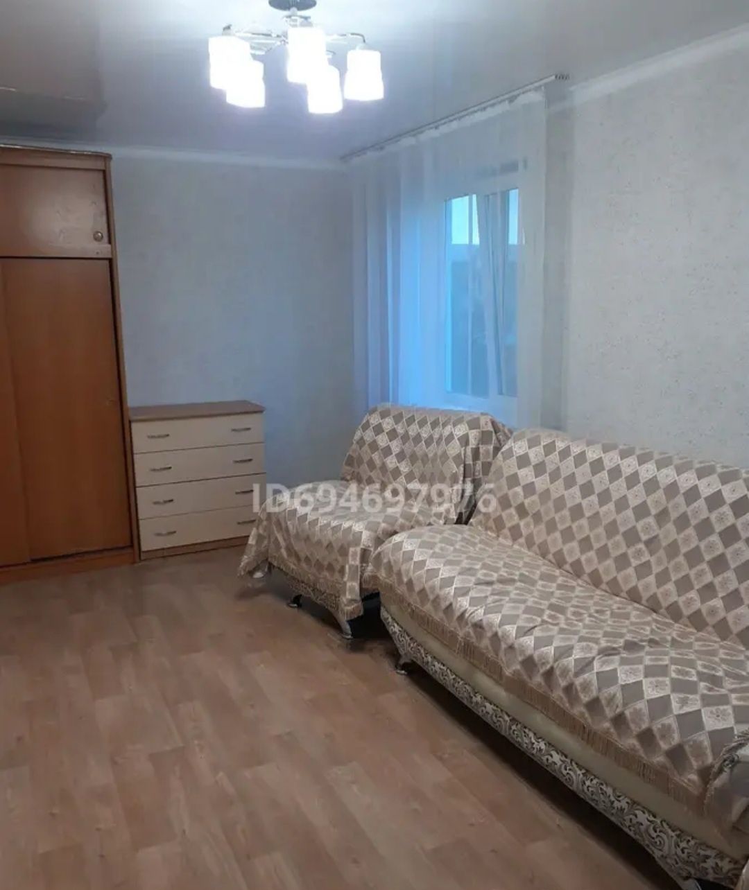 Диван и два кресла