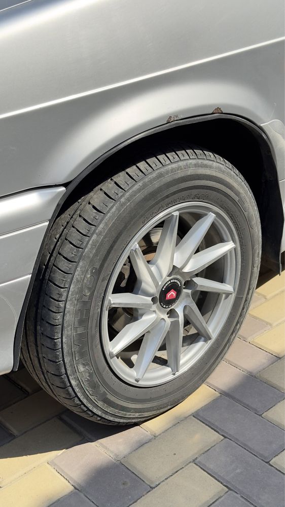 Продам титанки vossen р14 состояние идеал покрышка и титанка в компект