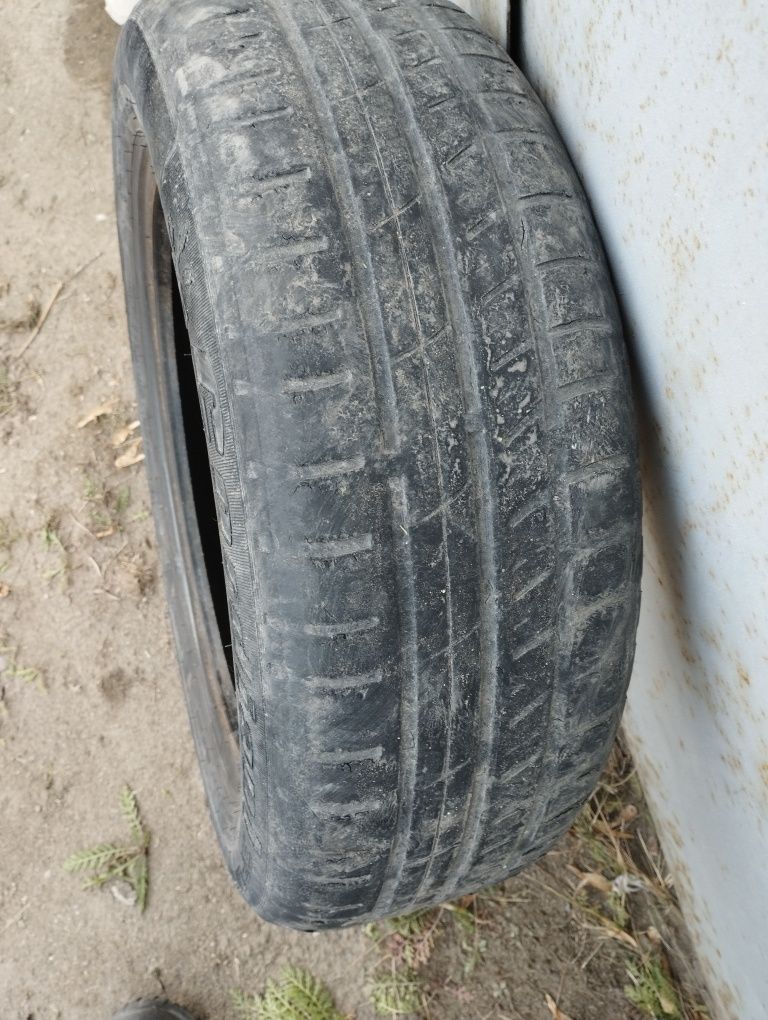 Продам шины 2 шт летние 185/60/R15