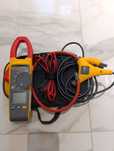Клещи FLUKE 376. Для измерений тока, напряжения AC&DC, сопротивления.