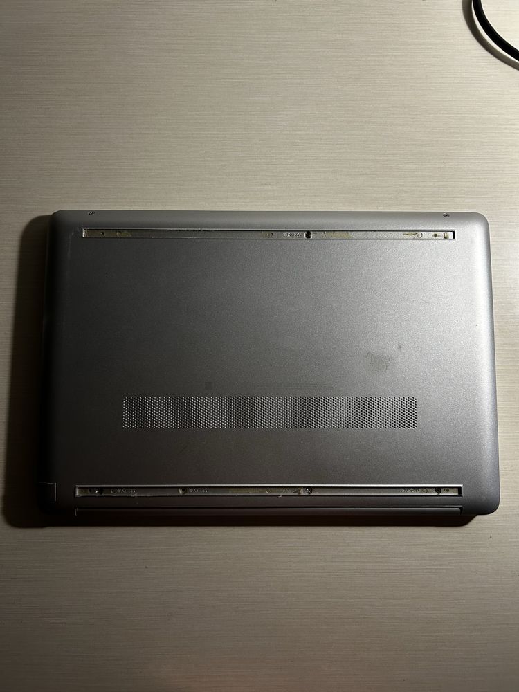 Ноутбук HP 15 i5 / 8 ГБ / MX130 / 1 ТБ HDD