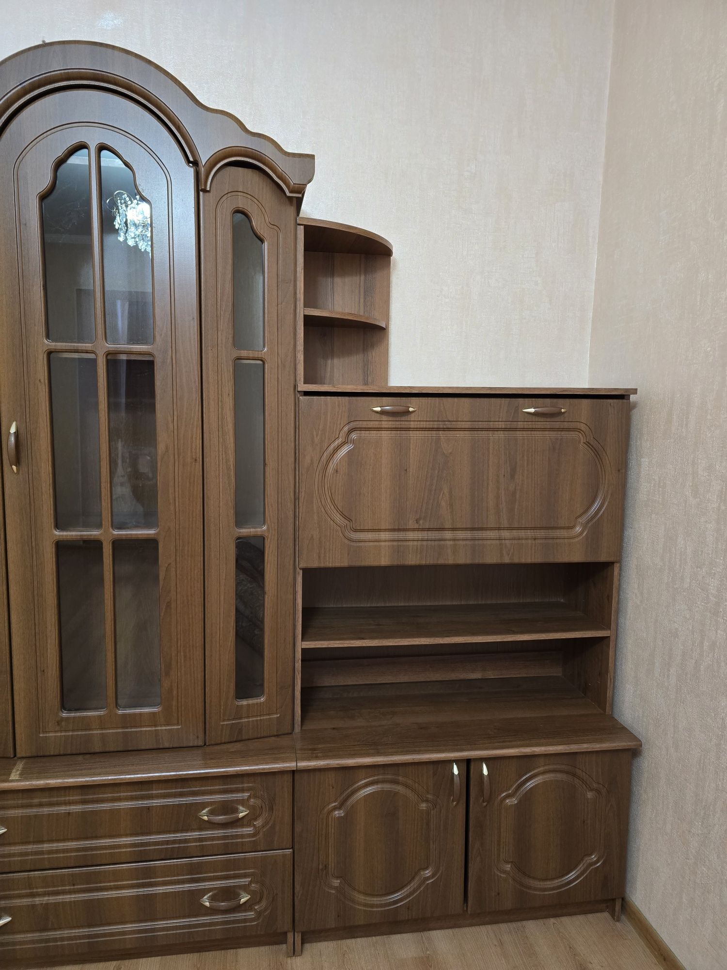 Стенка сервант для зала
