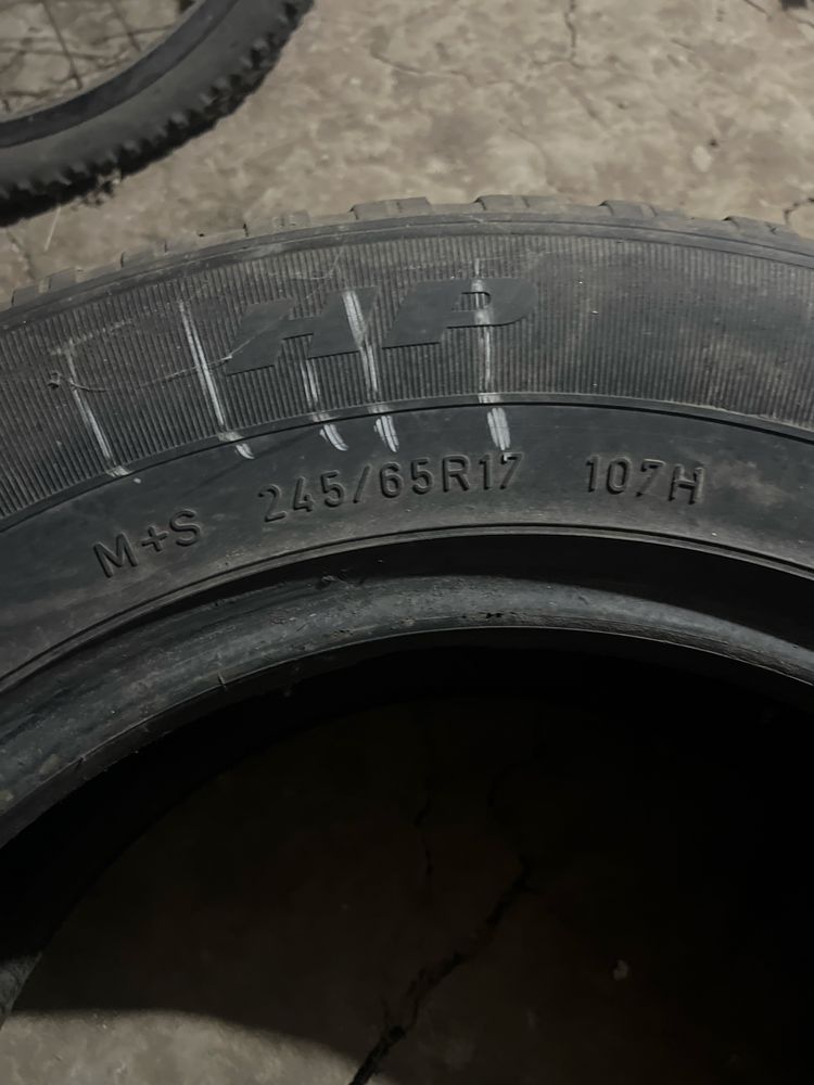 Продам 245/65/17