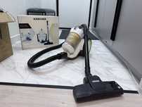 Пылесос Karcher VC 3 Premium