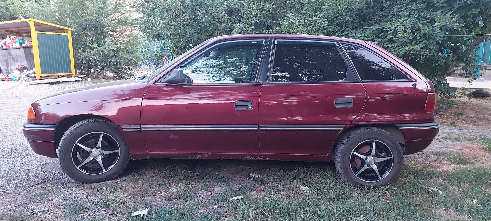 Опель Астра Ф 1.6 1992