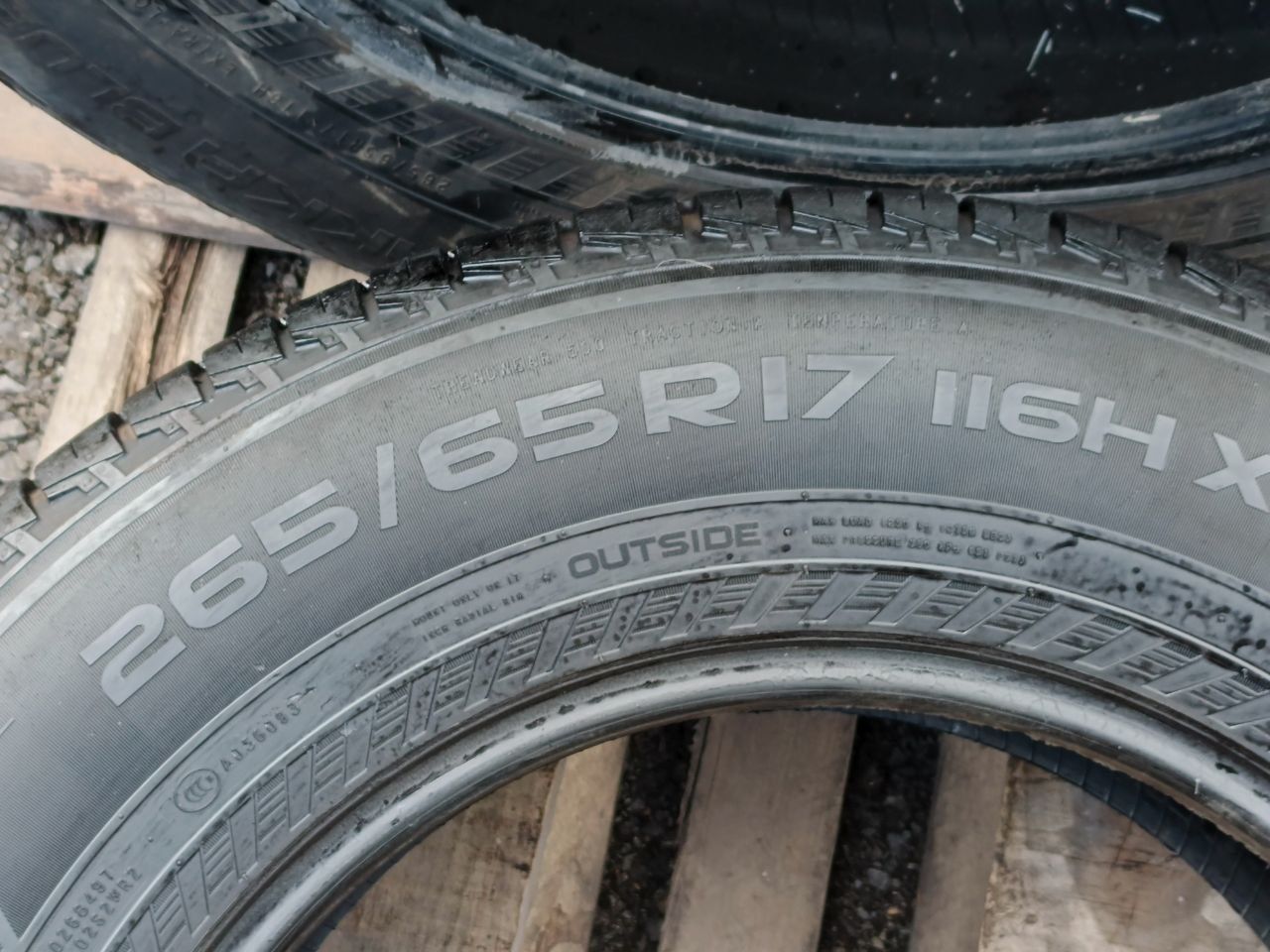 Шины безкамерки комплект 3 шт размер 265/65 R17