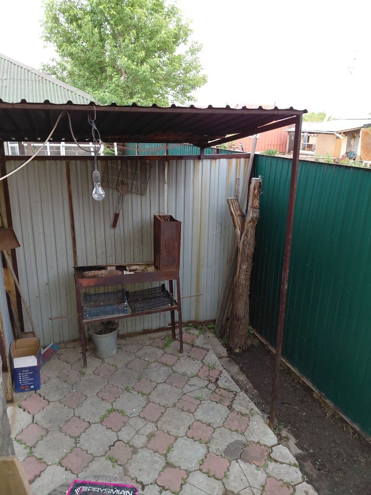 Продам коттедж 3 этажа