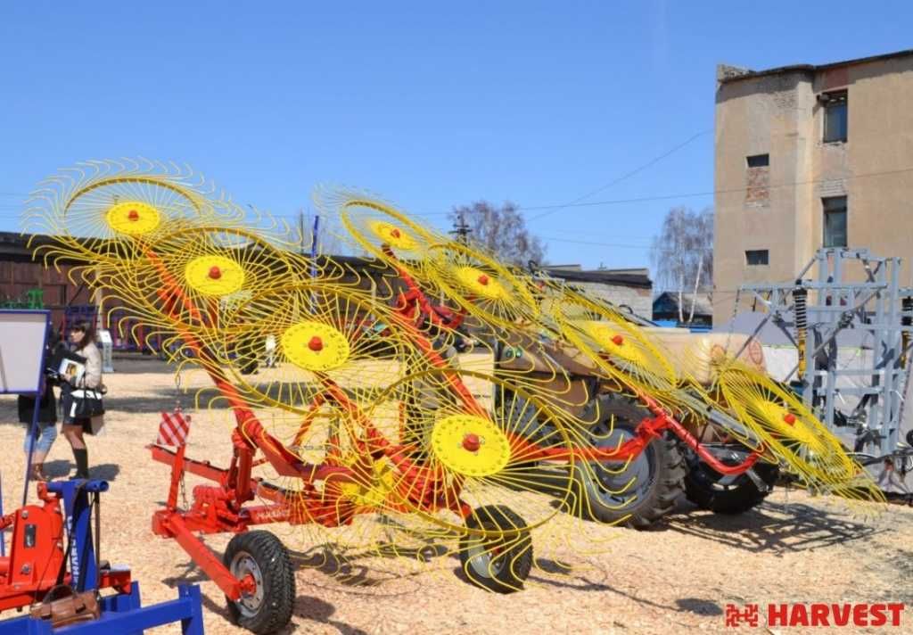Грабли ворошилка  HARVEST WR-8 захват 6,1 м