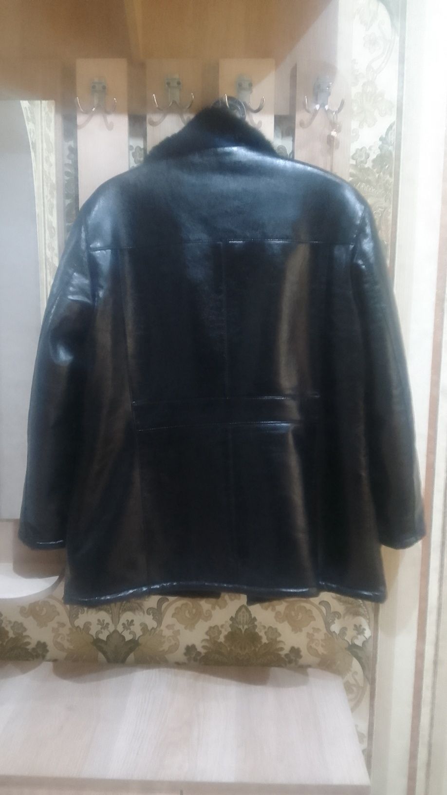 Продам кожанный дубленка