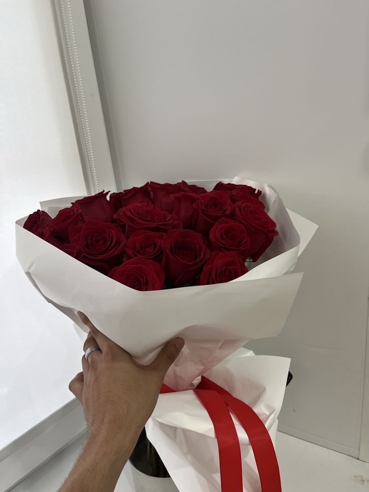 25 штук красный розы