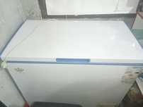 Продам морозильник