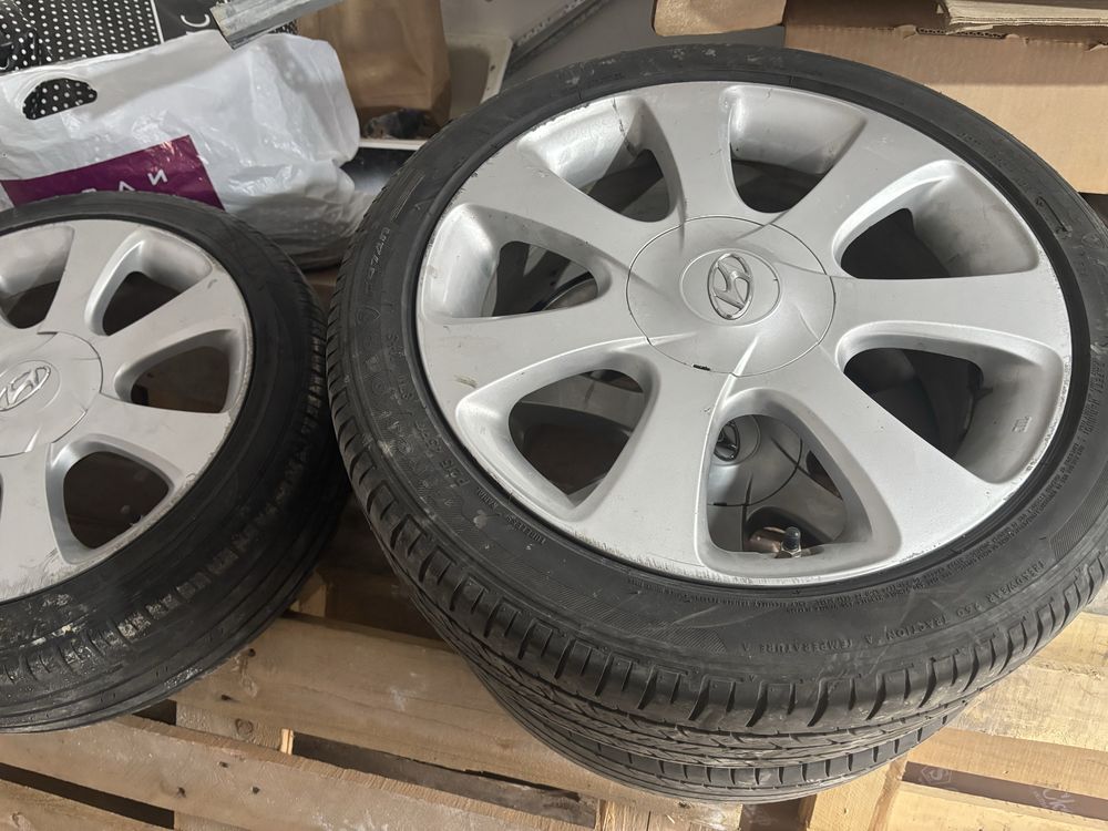 Автошины 215/45/17