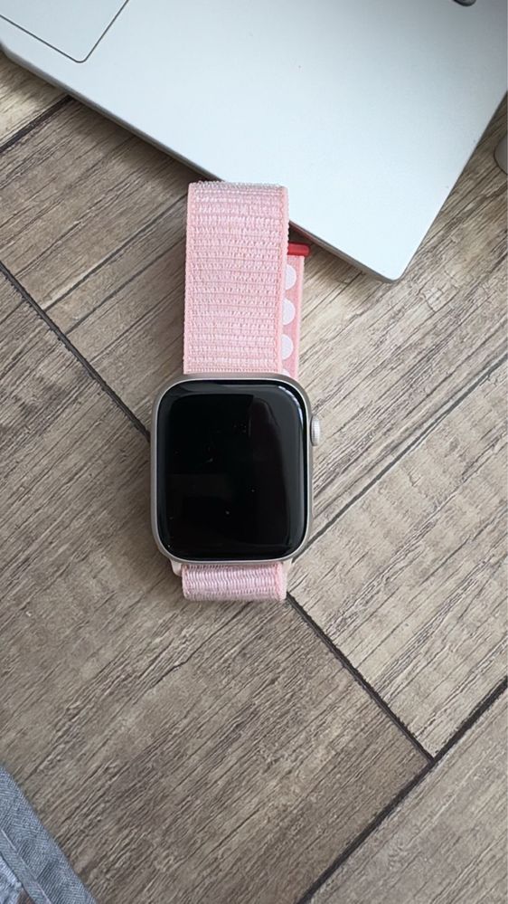Продам Apple Watch Series 9