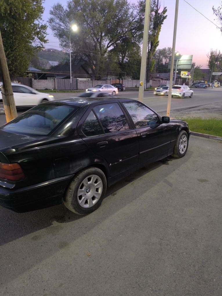 Продам BMW 3 Серия