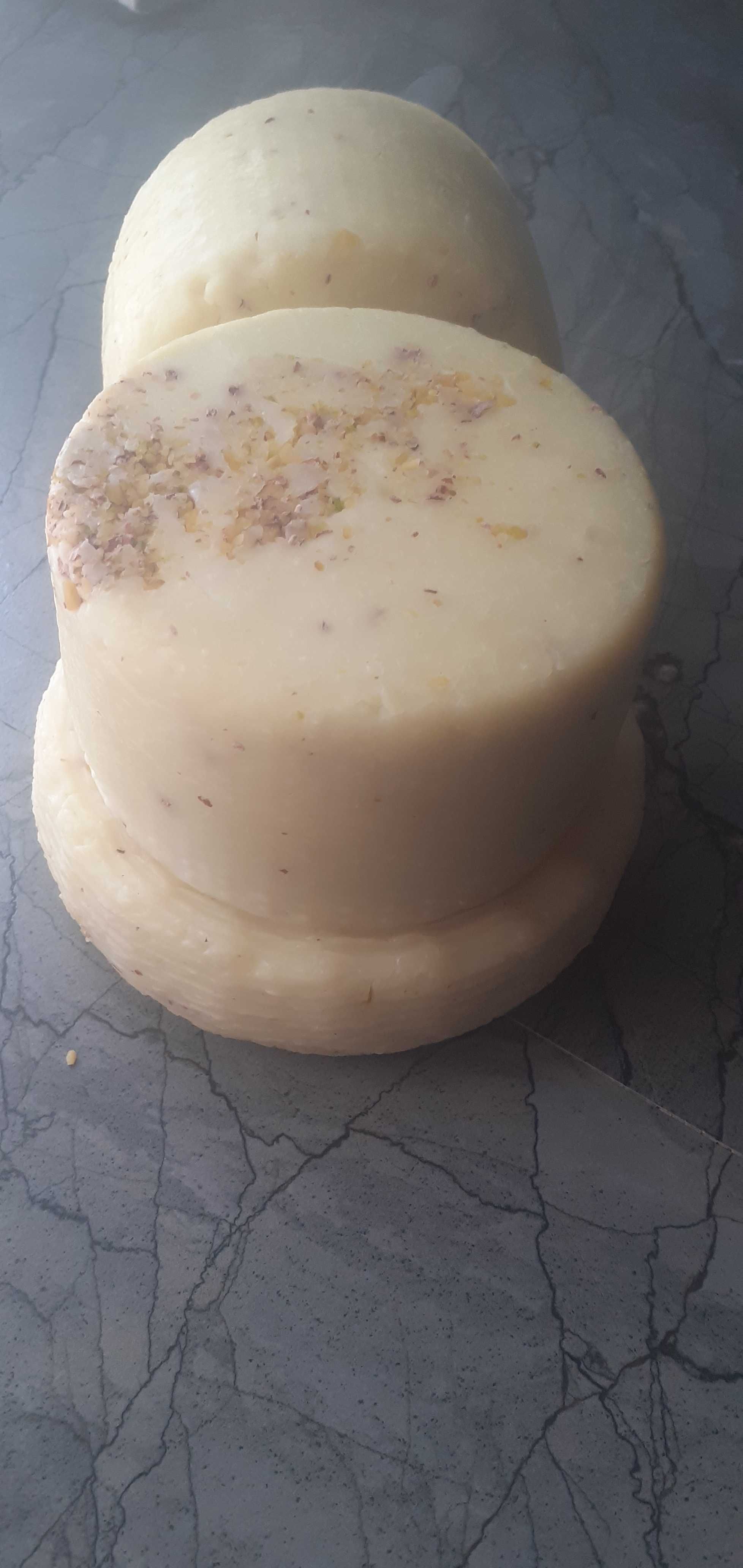 Козий сыр и молоко