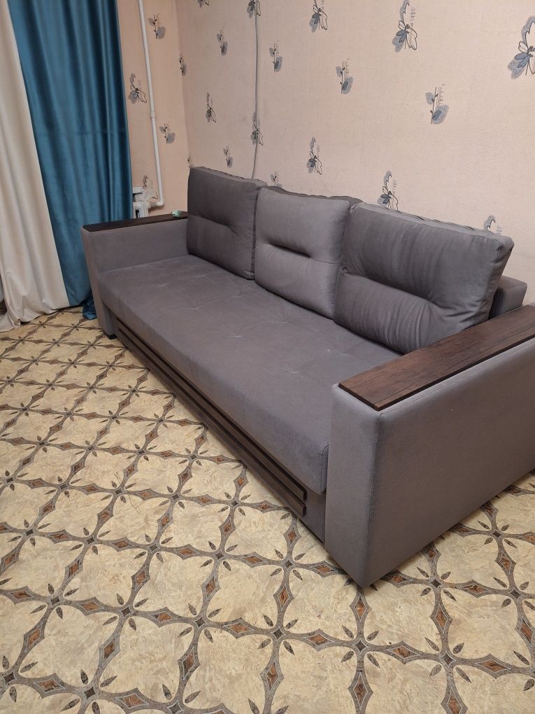 Продам диван раскладной