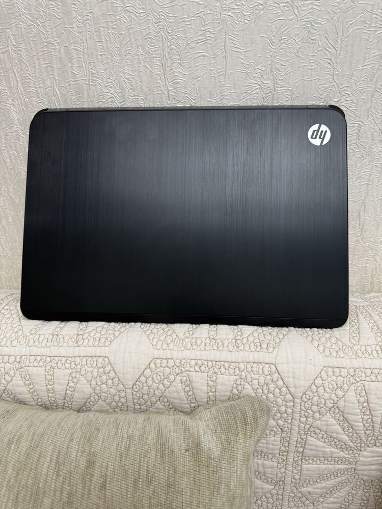Ноутбук HP Envy 4-1050 er