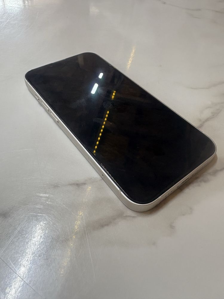 Iphone 13 белый идеалный сост