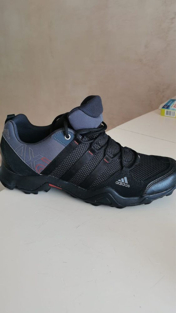 Кроссовки Адидас Teerrex svift R2GTX, новые, 43 разм.