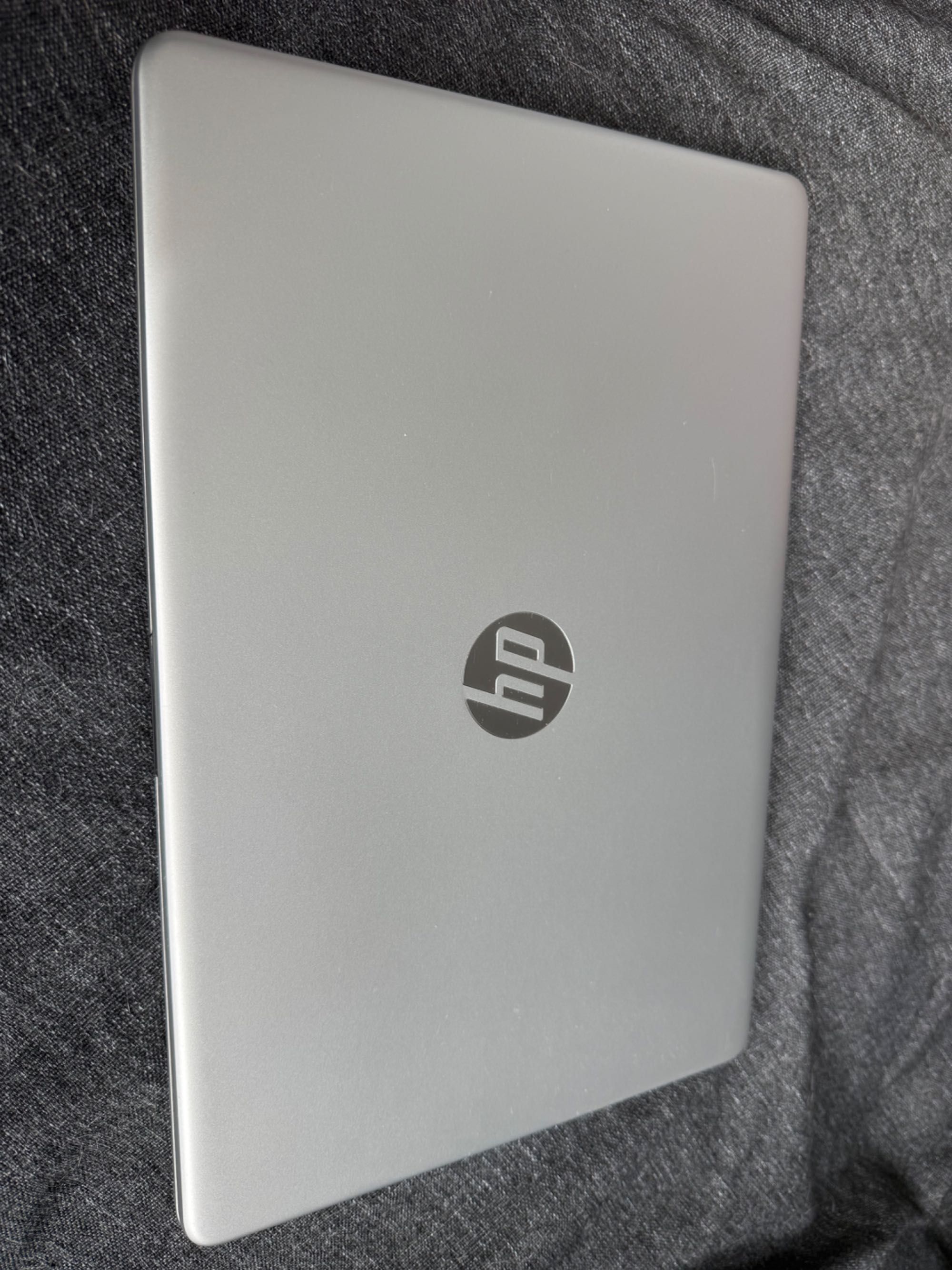 Ноутбук HP Laptop 15s-eq2093ur