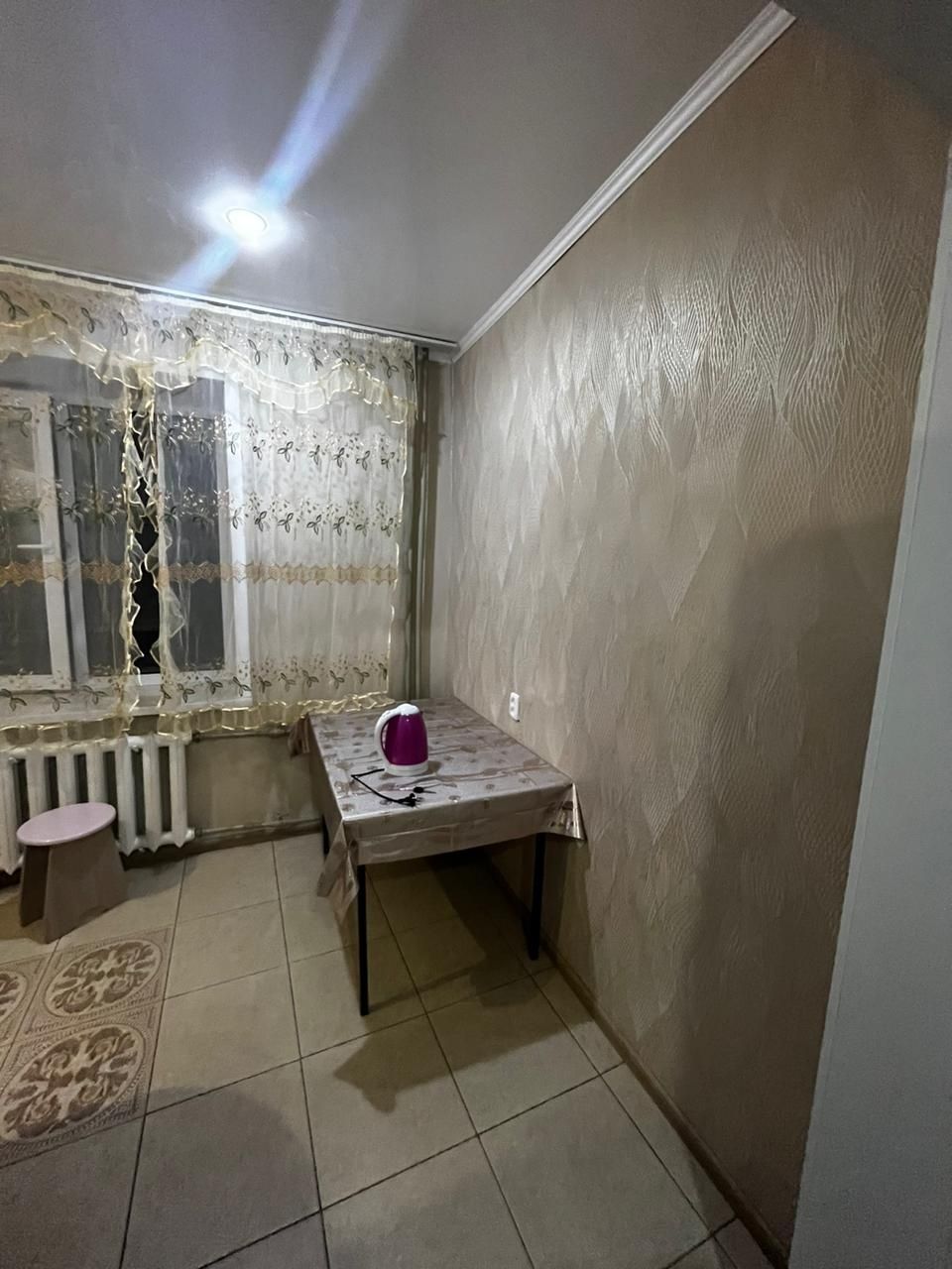 Здам посуточно трёхкомнатную квартиру нас спортивной