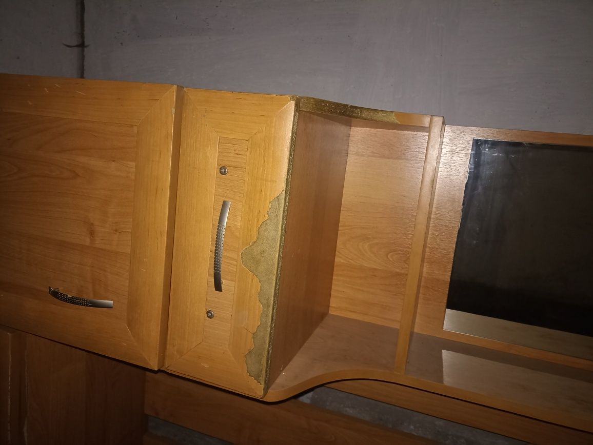 Прихожая продам норм