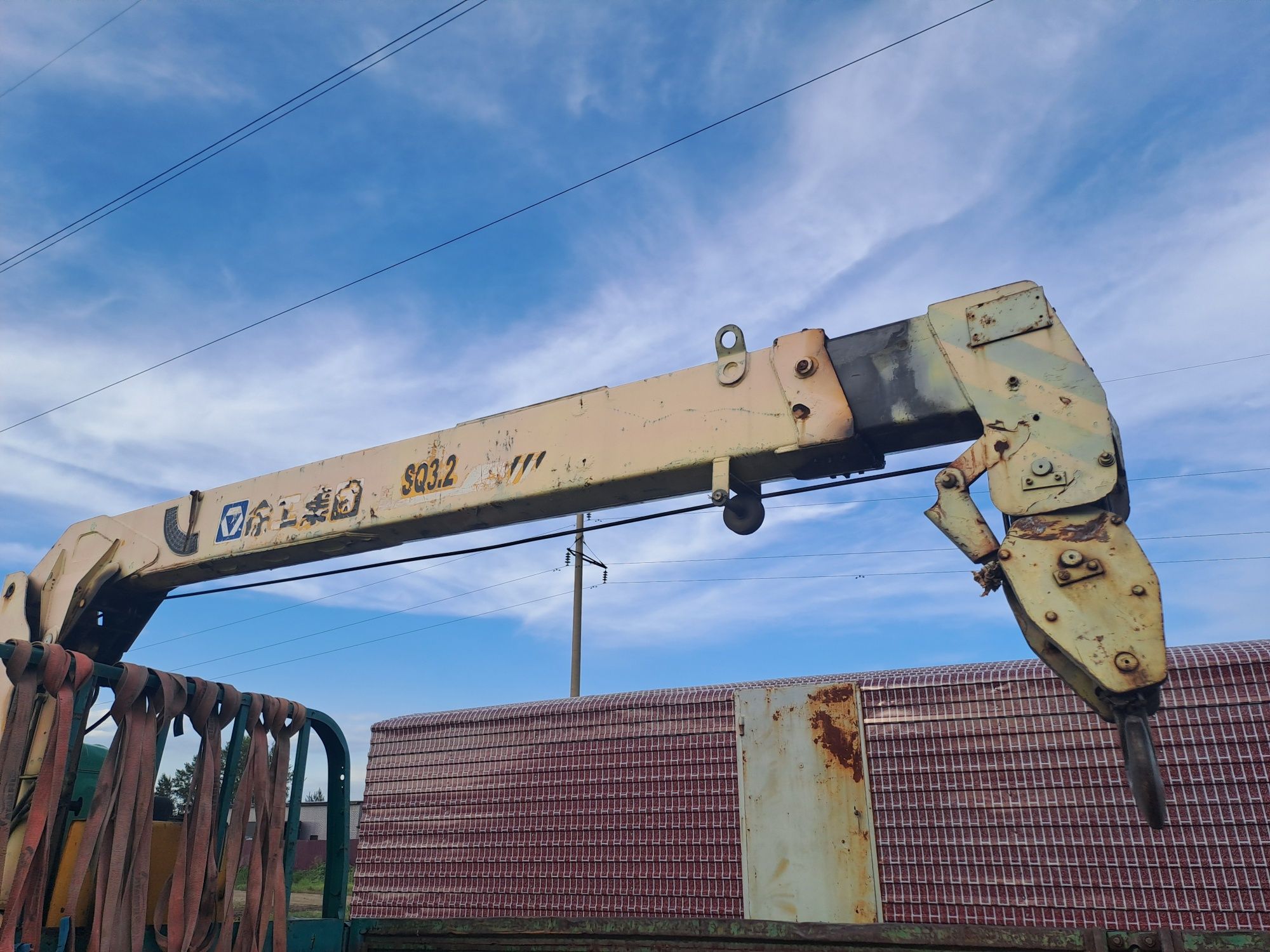 Кму xcmg 3,2 манипуляторная установка.