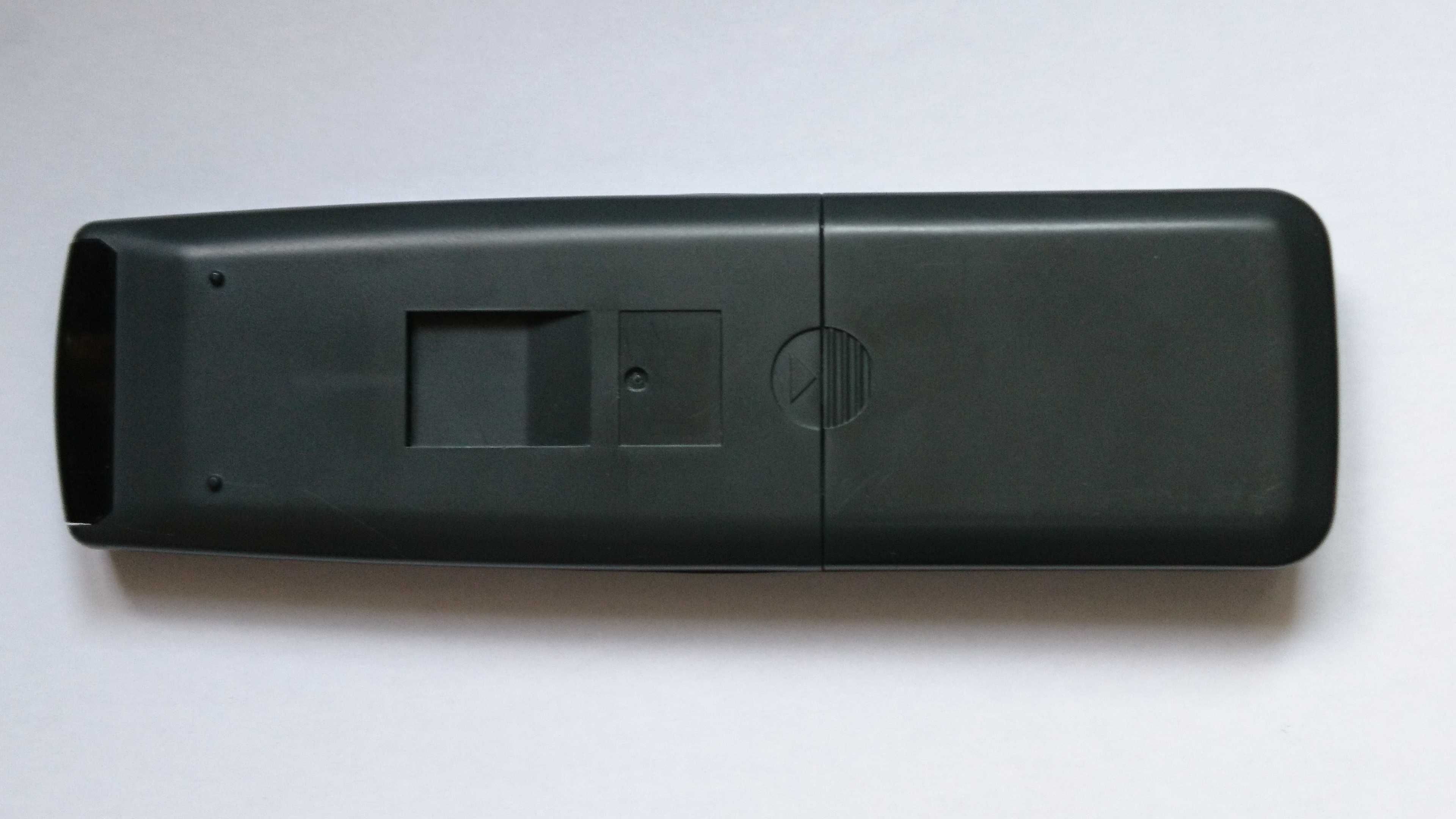 Продам новый родной пульт от кодиционера LG