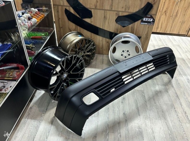 Бампер Мерседес w124 w210 w202 w190 w201 w211 w220 w140