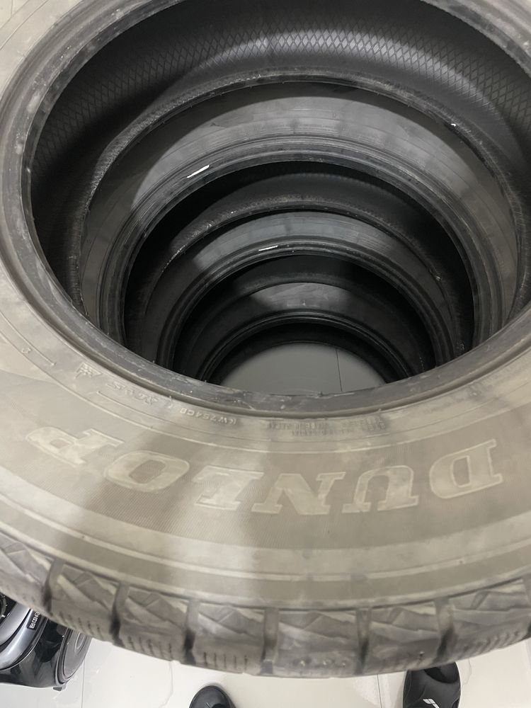 Зимние шины Dunlop японска производства