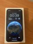 Продам Iphone xr
