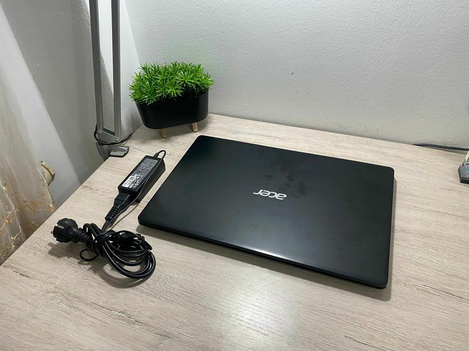 Отличный Acer на FullHD/i3-10/ozu 12GB DDR4