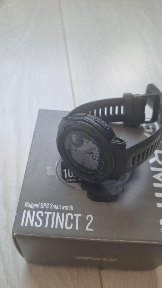 Garmin instinct 2