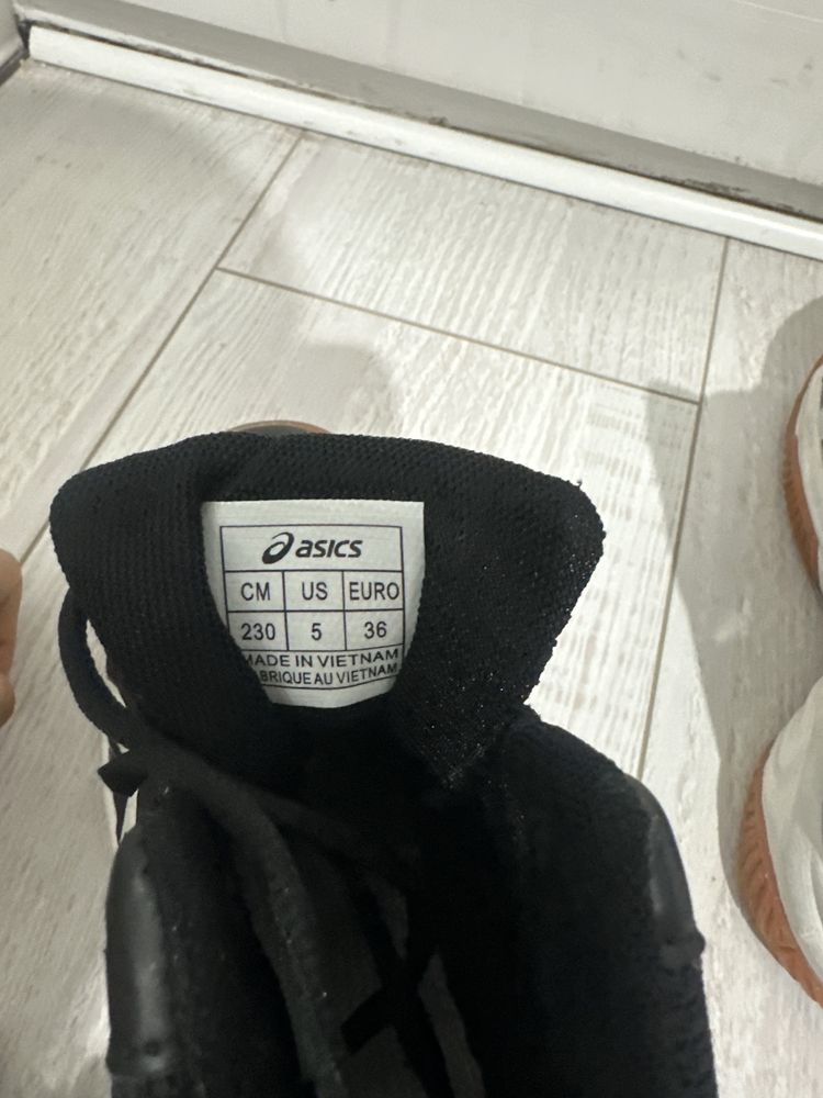 Asics (асикс) волейбольные