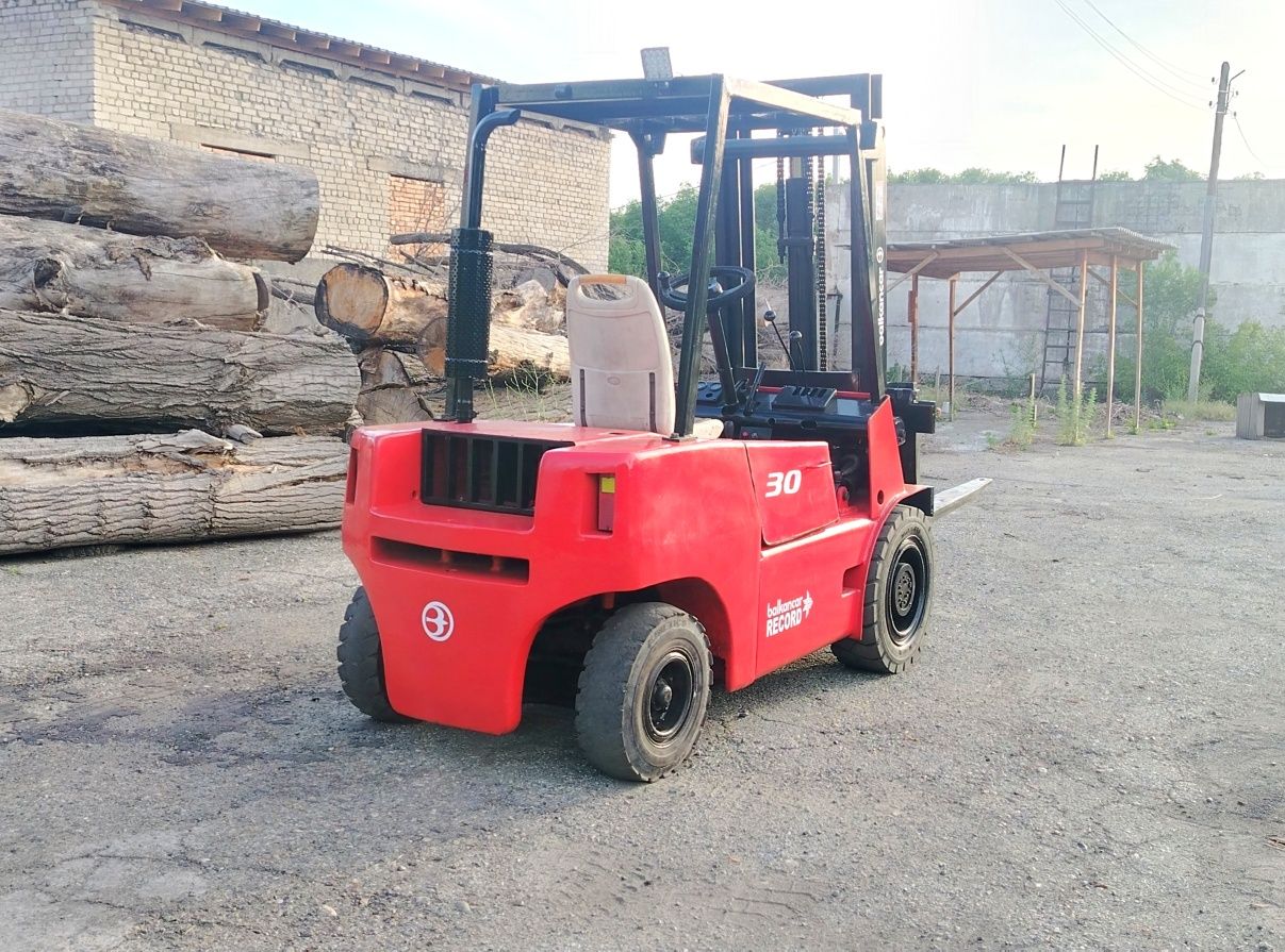 Продам вилочный погрузчик автопогрузчик кара автокара