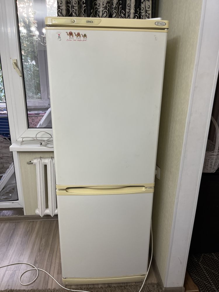 Продам холодильник