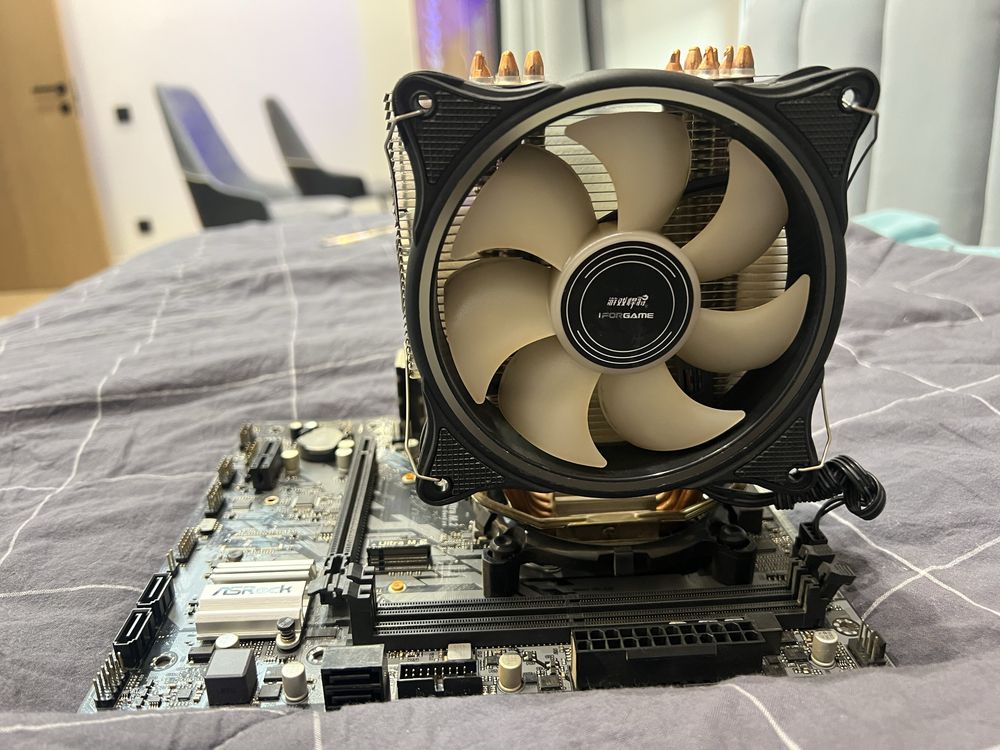 ASROCK H510M + Intel Core i5-10400f + IFORGAME CPU Cooler