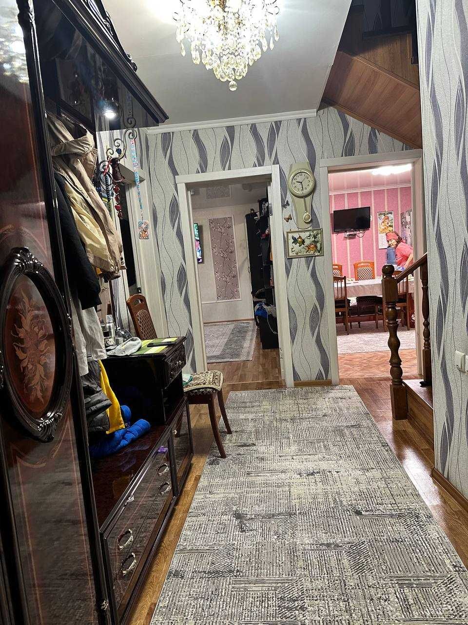 продам коттедж 2 этажа в районе центра