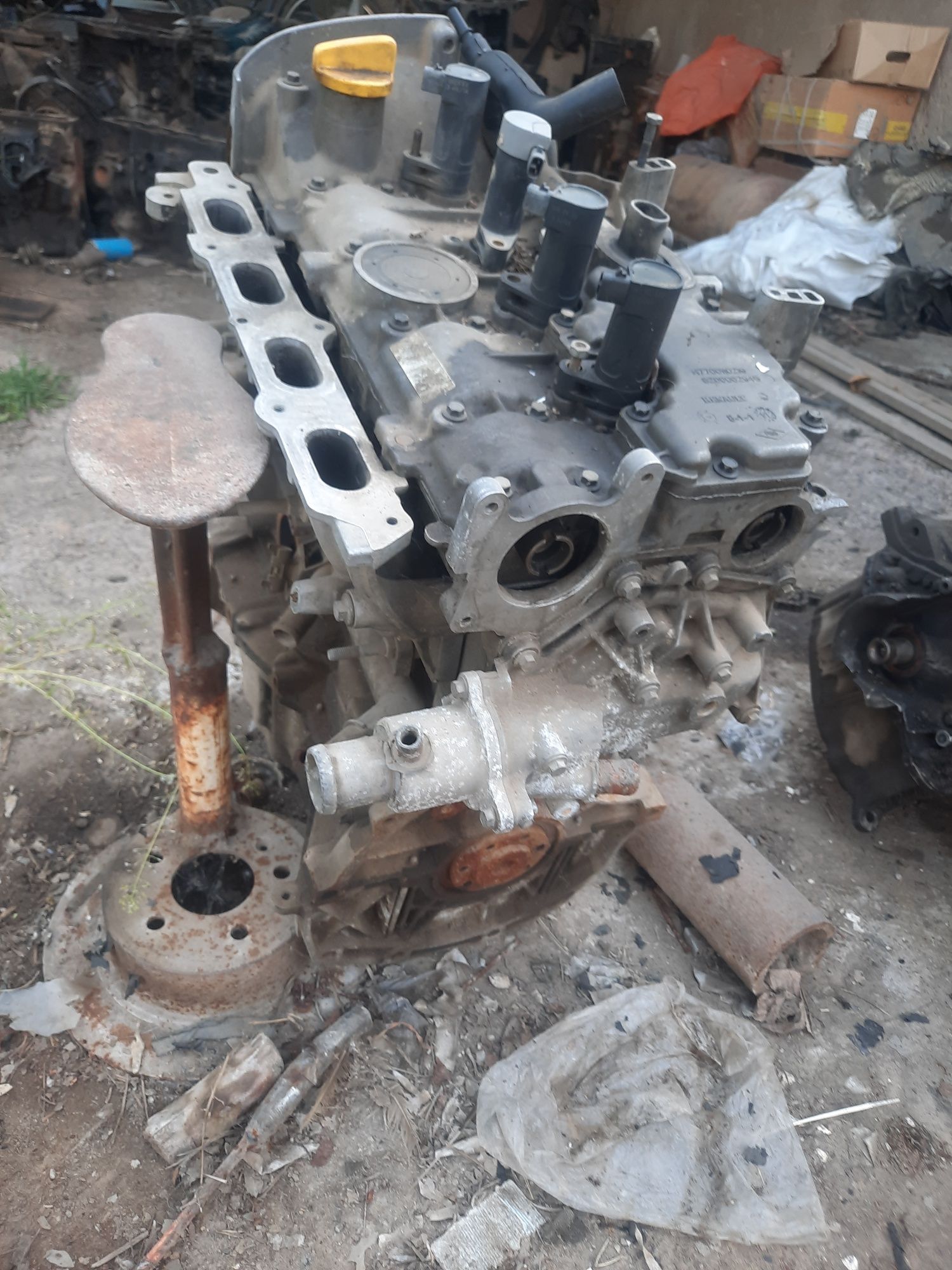 K4M 1.6 куб двигатель по запчастям на Renault, largus
