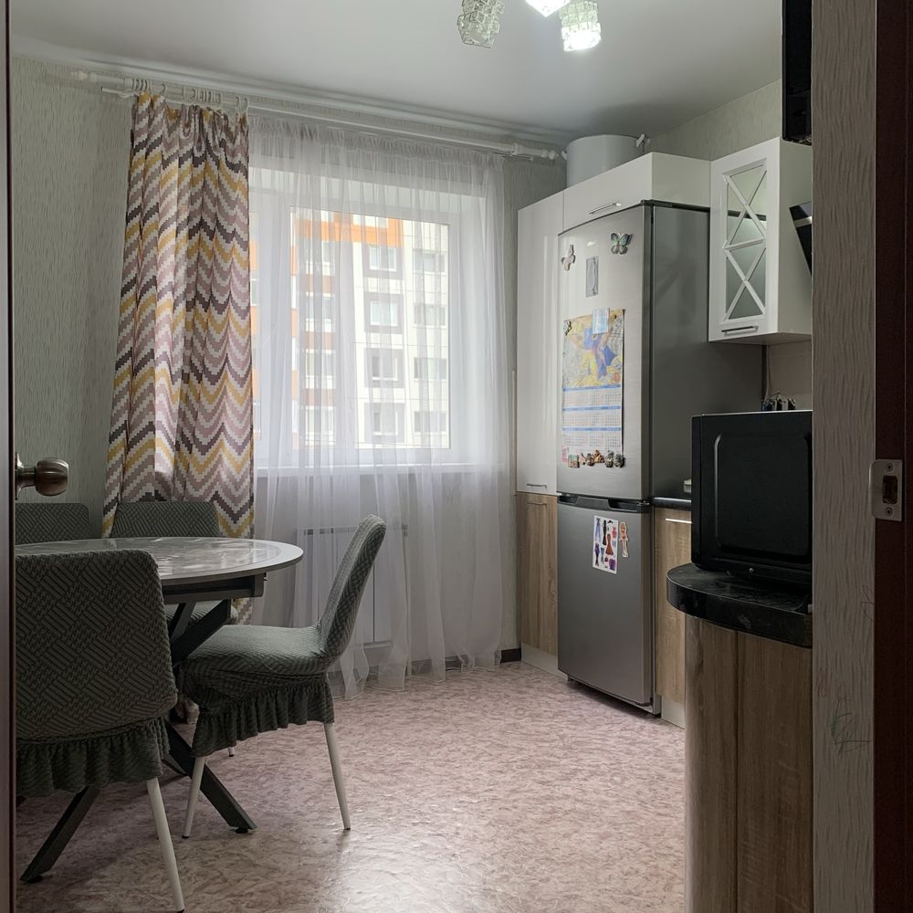 Продам 1 комнатную квартиру (р-он Аэропорт)