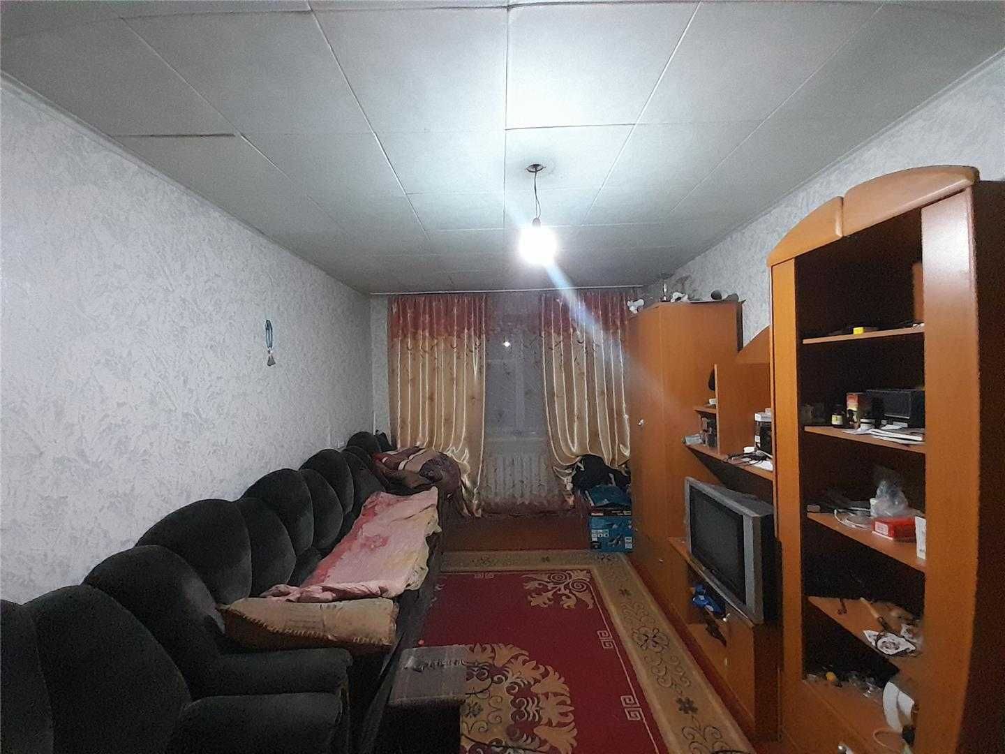 Продам 3 комнатную квартиру на 5 мкр возле цума, 62 кв/м
