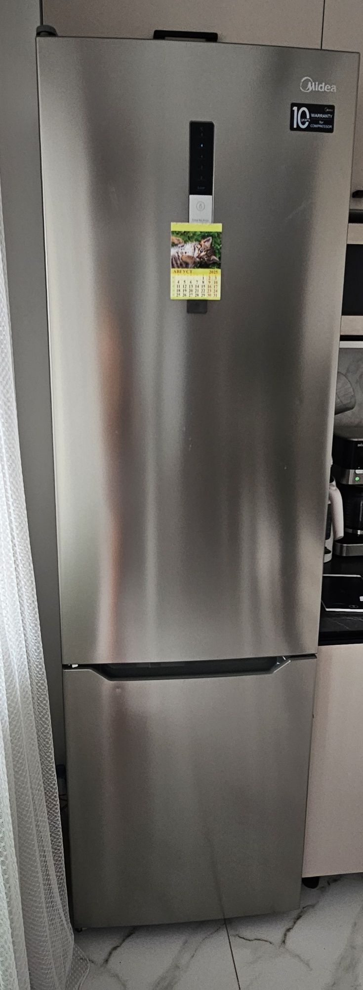 Холодильник Midea