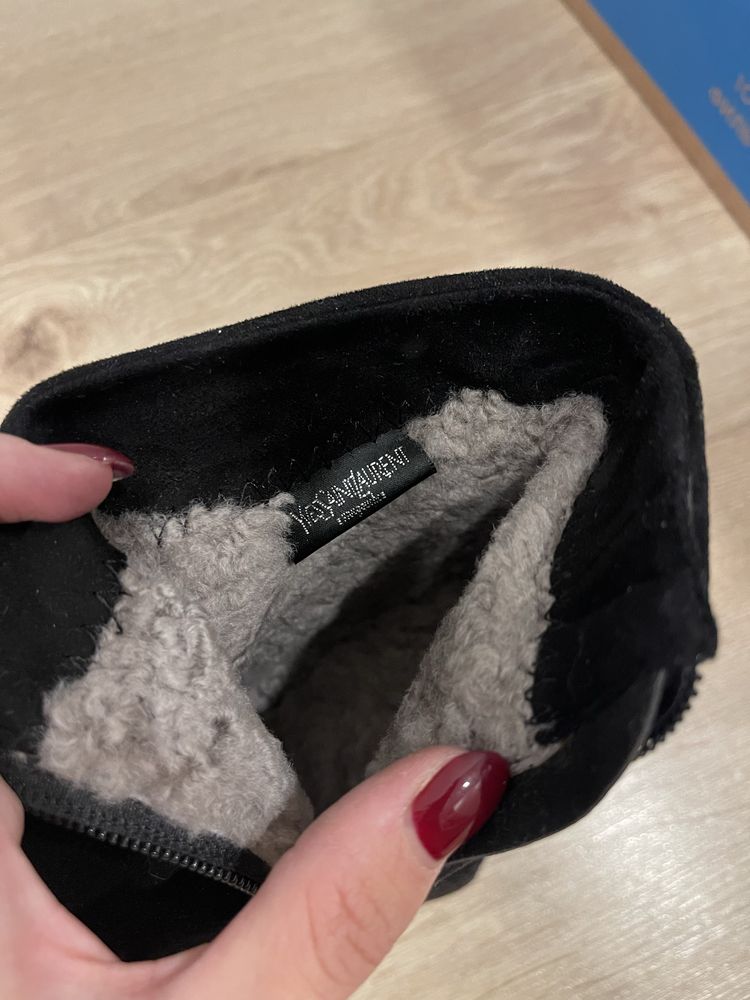 Продам зимние ботильоны