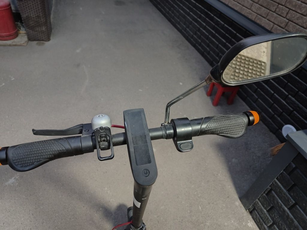 Самокаты Ultron T103 + Xiaomi m365