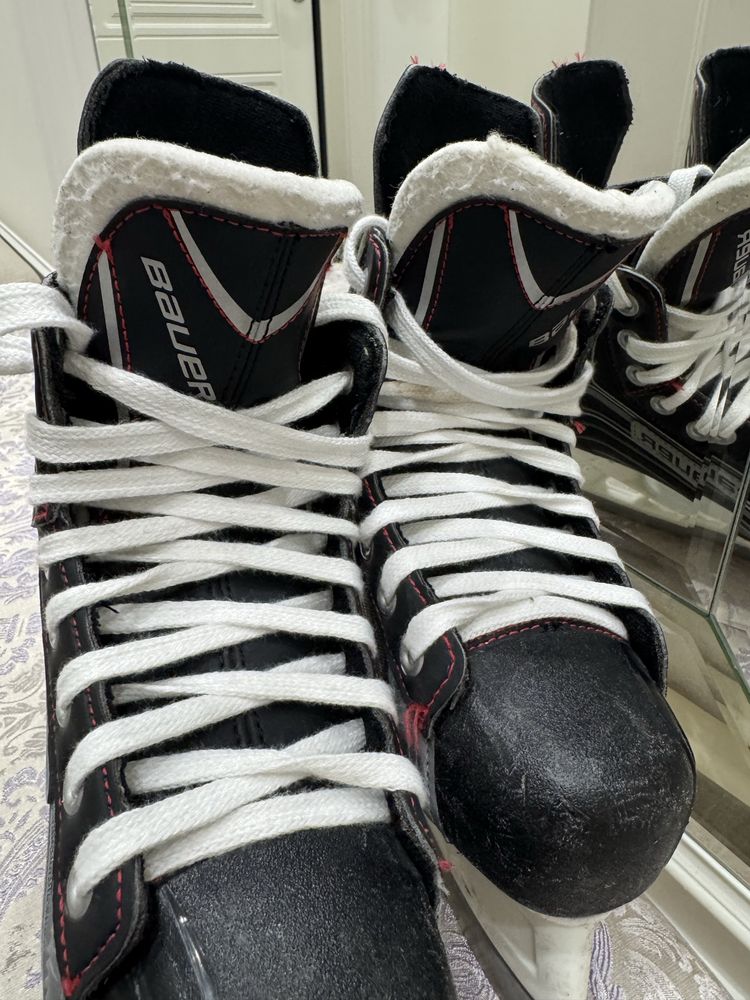 Bauer Коньки хоккейные
