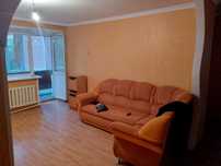 Сдам 2 Комн квартиру центр точнее рядом нива